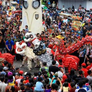 Mengenal Ragam Akulturasi Budaya Indonesia dan Tiongkok, dari Kuliner hingga Tradisi
